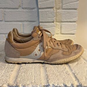 Saucony Racer Women’s Sneaker